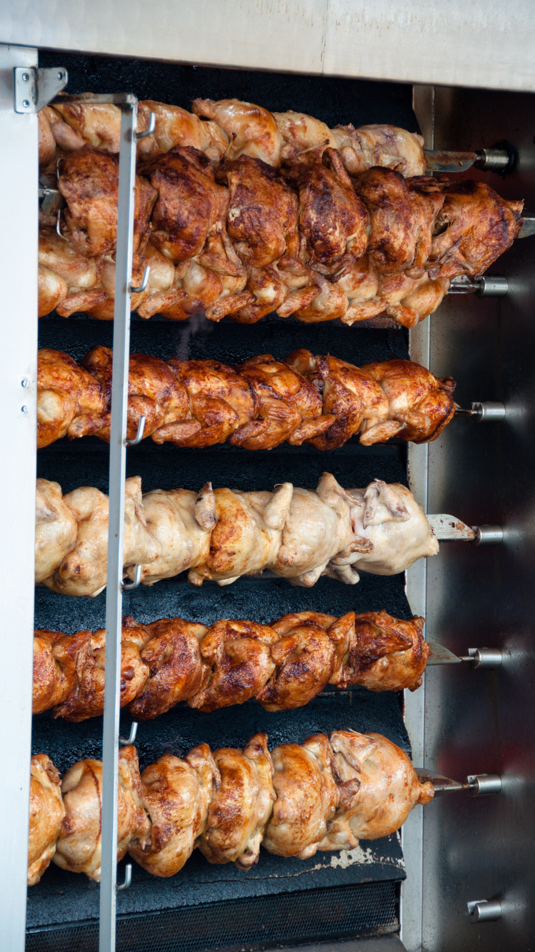 Pollos hechos en el Asador Buena vista